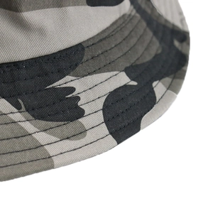 Unisex camouflage bucket hat in canvas featuring reinforced multi-row stitched brim