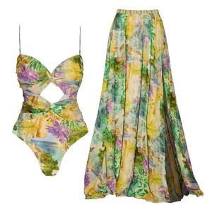 Seestern-Floral-Badeanzug mit passendem Schlitz-Strandrock und Gold-Accessoire-Set
