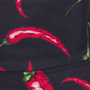 Cappello a secchiello nero con stampa peperoncino rosso e cuciture fitte per il tempo libero