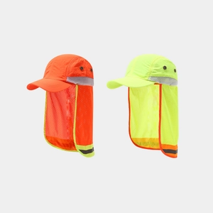 High-visibility sun hat with neck flap and reflective strips in orange and yellow colors