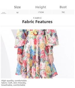 Vue détaillée d'une robe en dentelle colorée avec taille haute et tissu de qualité premium