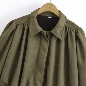 Women's army green faux suede cropped jacket with notched lapel and pleated hem