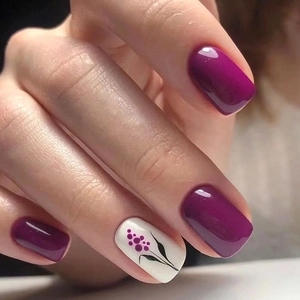 Glossy Square Round Press On Nails Magenta Purple White Floral Pattern Elegant Artificial Manicure