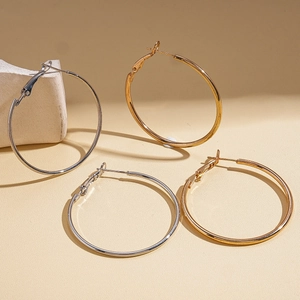 Minimalist geometric round hoop earrings in gold and silver finish for women