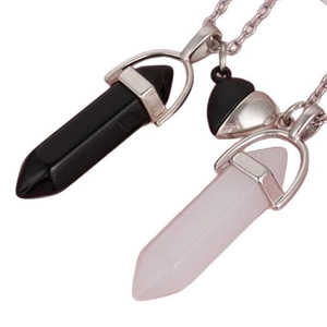 Natural crystal hexagonal column pendant necklace with magnetic heart clasp for couples