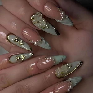 Ongles Press On Long Stiletto 3D Rose Faux Künstliche Perle Français Bordure Dorée Vert Menthe Manucure Artificielle Élégante
