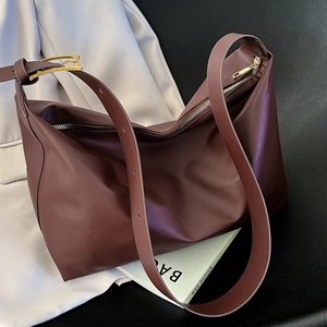 Women Large Capacity Shoulder Bag PU Leather Minimalist Tote Bag With Adjustable Strap Vintage Hobo Bag For Daily Commute