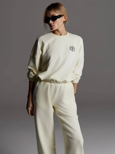 Ensemble sweat classique à col rond et pantalon de jogging crème pour le sport d'automne