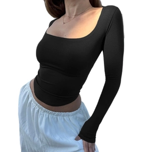 Top court noir à manches longues coupe ajustée avec col carré sexy pour femmes en tricot
