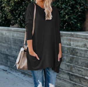 T-shirt noir à manches longues pour femme avec col rond, poches et coupe ample