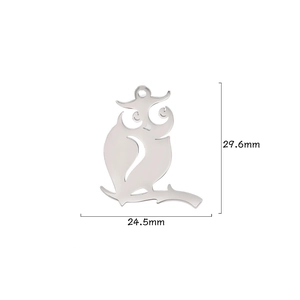 Polished silver animal pendant detail showing dimensions 29.6mm height and 24.5mm width