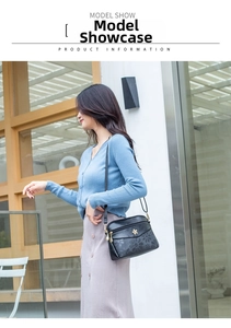 Stylish women shoulder bag with floral print, large capacity waterproof messenger crossbody bag.
