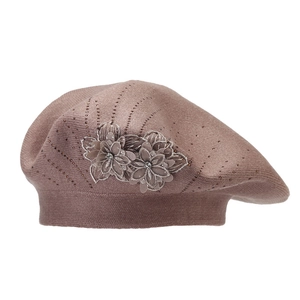 Elegant knit beret for women with 3D flower and rhinestone detailing in dusty pink