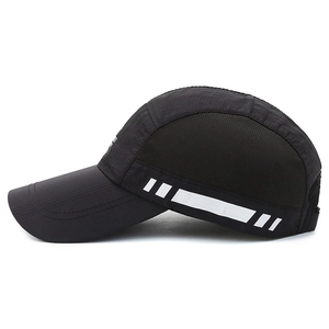 Breathable black quick-dry baseball cap with reflective stripes for outdoor running