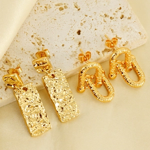 Stainless Steel Hammered Texture Earrings 18K Gold Plated Vintage Geometric Rectangular Link Drop Earrings For Women