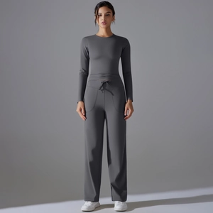 Ensemble de yoga gris foncé pour femme avec haut manches longues et pantalon large