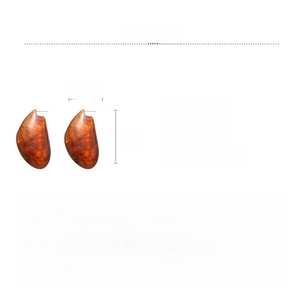 Fiche technique détaillée de boucles d'oreilles en résine ambre avec dimensions et poids
