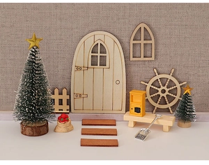 Miniatur-Weihnachtsset mit Holztür, Bäumen und Metallschaufel für DIY-Szenen