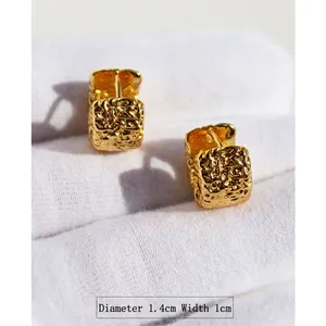 Golden lava texture square hoop earrings with irregular fold design, width 1cm diameter 1.4cm