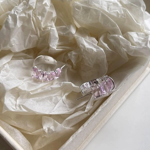 Detail of S925 silver C-shape earring with pink zircon in minimalist gift box