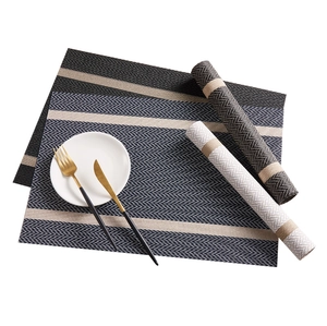 Nordische PVC Tischsets mit grau-blauen Streifen und Jacquard-Gewebe für den Esstisch