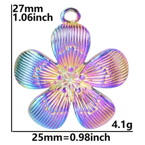 Macro detail of rainbow flower pendant with size 27mm x 25mm and 4.1g weight display