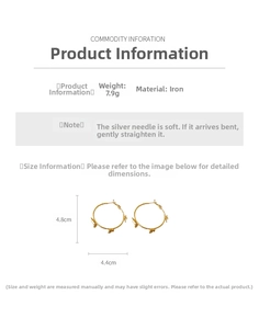 Vue détaillée des boucles d'oreilles créoles papillon dorées de 7,9g avec tiges argent