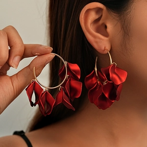 Vintage Flower Petal Hoop Earrings With Acrylic Dangles And Silver Earring Post Retro Geometric Jewelry For Women