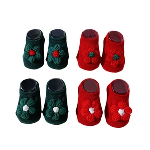 Christmas baby anti-slip floor socks with 3D crochet flowers in green and red