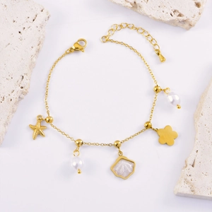 Gouden roestvrijstalen armband met zeester parel en schelp hangers voor vrouwen