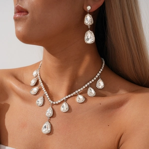 Luxe Pendentif Goutte D'eau Collier Boucles D'oreilles Strass Incrusté Élégant Banquet Mariage Fête Bijoux Pour Femmes