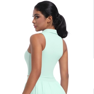 Haut de sport polo dos nu vert menthe avec col montant pour yoga et fitness