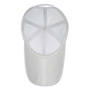 Weiße atmungsaktive Mesh-Baseballkappe mit langem Schirm und verstellbarem Riemen