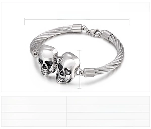 Détails du bracelet punk à double crâne en fil d'acier avec mesures et spécifications