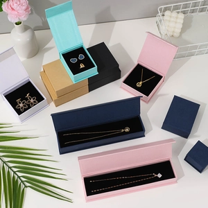 Magnetic flip jewelry boxes in various colors and sizes for rings and necklaces
