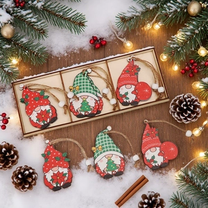 Wooden Christmas gnome pendant set with 6 pieces in a storage box for tree decor