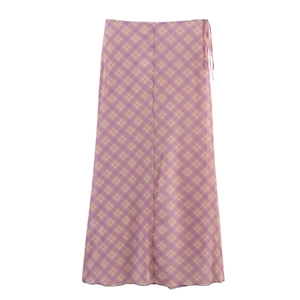 Jupe midi à carreaux violets et beige avec lacets latéraux et texture en tulle léger