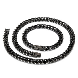 Collana a catena cubana nera in acciaio inossidabile lucido con chiusura a scatto quadrata