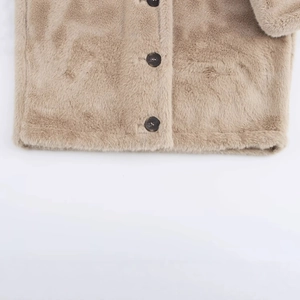 Chic manteau court en fausse fourrure kaki avec col rond et boutons pour l'hiver