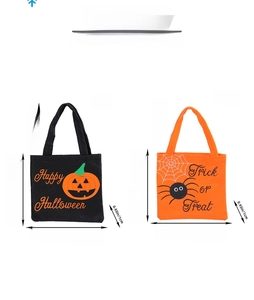 Detailed dimensions and weight chart for Halloween pumpkin and spider candy bags