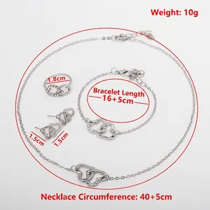Silbernes vierteiliges Schmuckset mit Doppelherz-Kristallkette Armband und Ohrringen