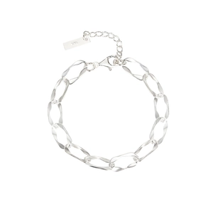 Minimalist S925 sterling silver chain bracelet with twisted oval links for women