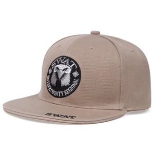 Casquette snapback kaki avec écusson aigle SWAT brodé et visière plate tendance