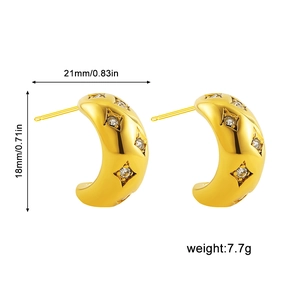 Detail view of 18K gold plated hoop earrings showing dimensions 21mm and 18mm