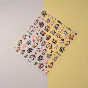 Vue détaillée de stickers ongles 3D de divinités chinoises avec accents dorés gaufrés