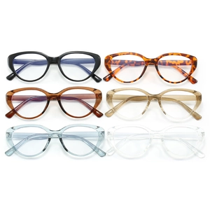Retro-Cat-Eye-Brillengestelle mit Blaulichtfilter in sechs verschiedenen Farben auf Weiß