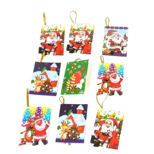 9er-Set Weihnachtsanhänger mit Weihnachtsmann und Rentier mit goldenen Kordeln