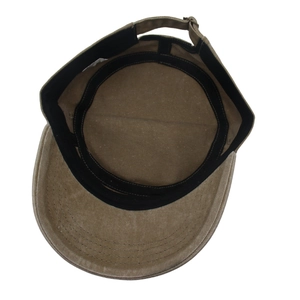 Vista interna del cappello cadet lavato kaki con fascia antisudore e fibbia regolabile