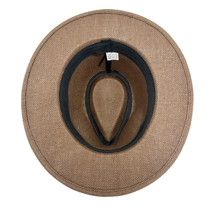 Chapeau de paille tressé marron respirant taille 58cm vue de dessus sur fond blanc