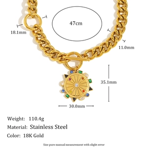 Collier en acier inoxydable plaqué or 18 carats avec chaîne cubaine et pendentif boussole